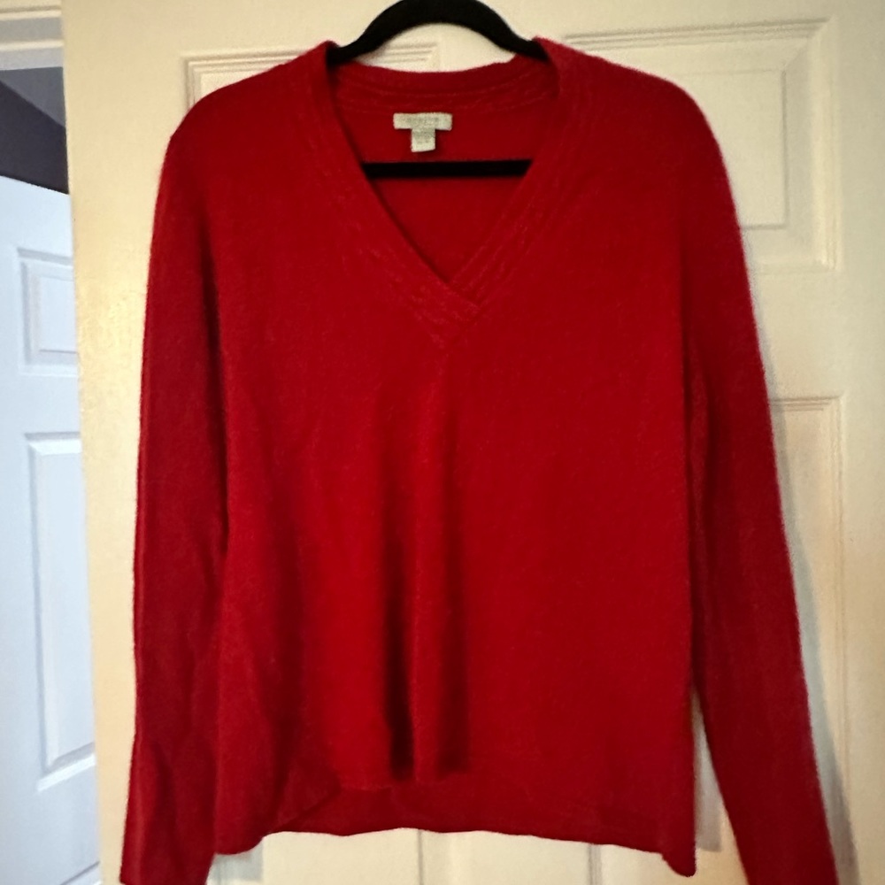 Cashmere sweater